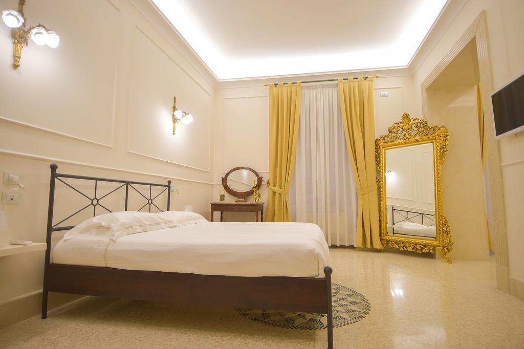 Bed and Breakfast Palazzo Liguori Кава-де'-Тіррені Екстер'єр фото