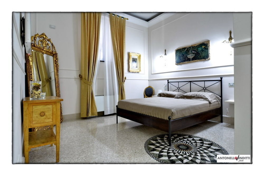 Bed and Breakfast Palazzo Liguori Кава-де'-Тіррені Екстер'єр фото