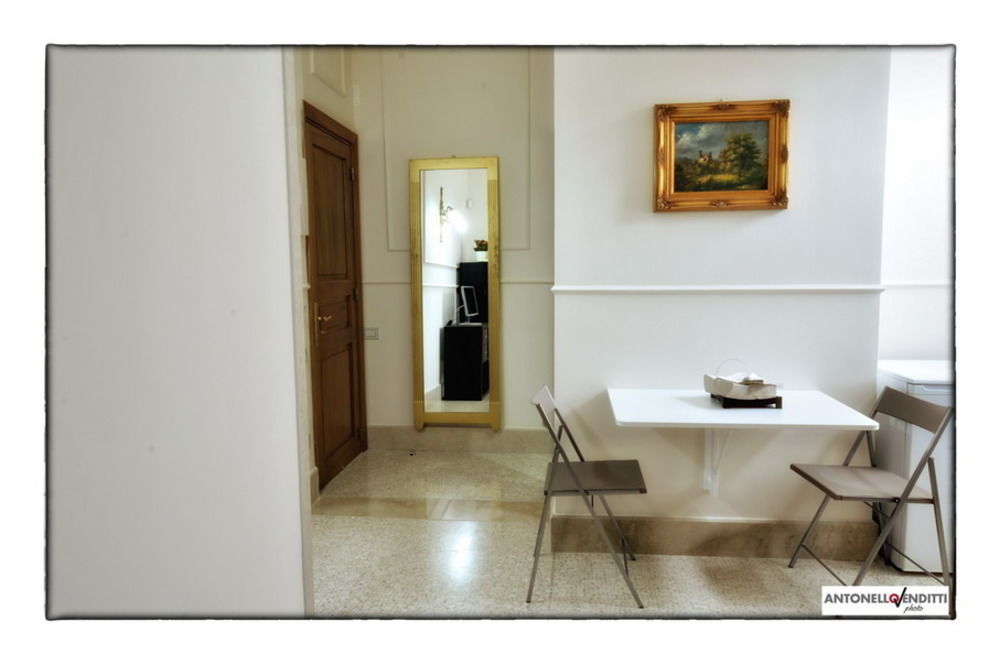 Bed and Breakfast Palazzo Liguori Кава-де'-Тіррені Екстер'єр фото